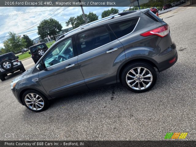 2016 Ford Escape SE 4WD in Magnetic Metallic