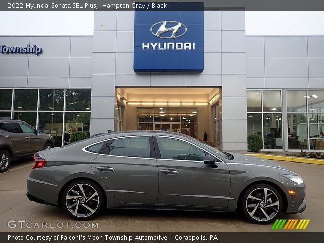 2022 Hyundai Sonata SEL Plus in Hampton Gray