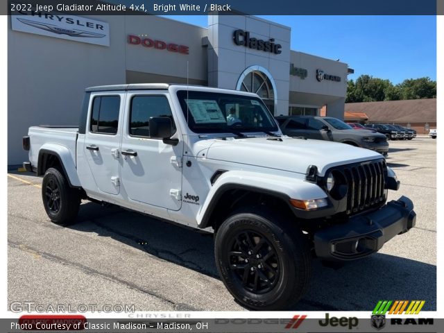 2022 Jeep Gladiator Altitude 4x4 in Bright White