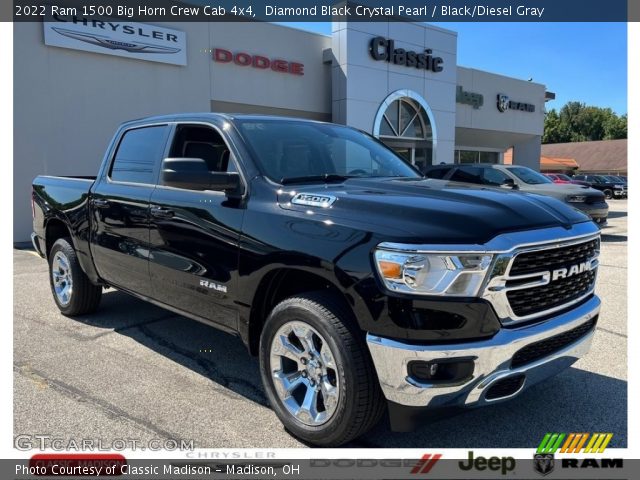 2022 Ram 1500 Big Horn Crew Cab 4x4 in Diamond Black Crystal Pearl