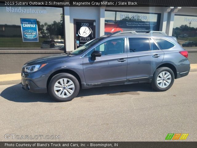 2019 Subaru Outback 2.5i Premium in Magnetite Gray Metallic