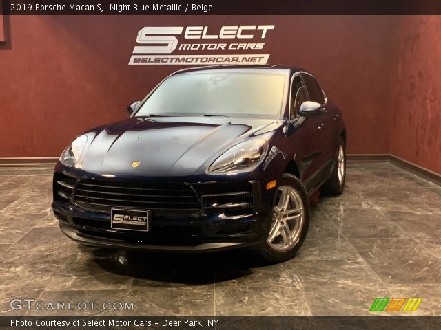 2019 Porsche Macan S in Night Blue Metallic