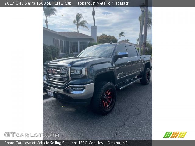 2017 GMC Sierra 1500 SLT Crew Cab in Pepperdust Metallic