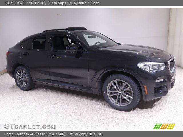 2019 BMW X4 xDrive30i in Black Sapphire Metallic