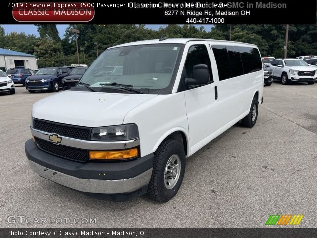 2019 Chevrolet Express 3500 Passenger LT in Summit White