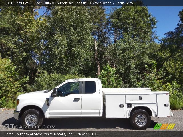 2018 Ford F250 Super Duty XL SuperCab Chassis in Oxford White