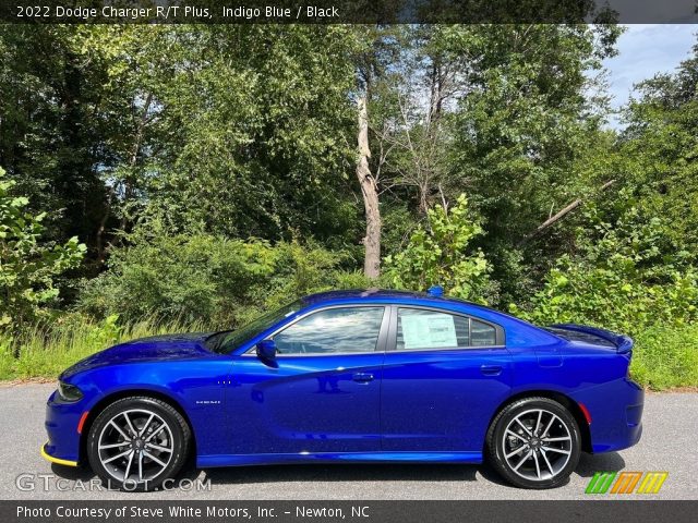 2022 Dodge Charger R/T Plus in Indigo Blue
