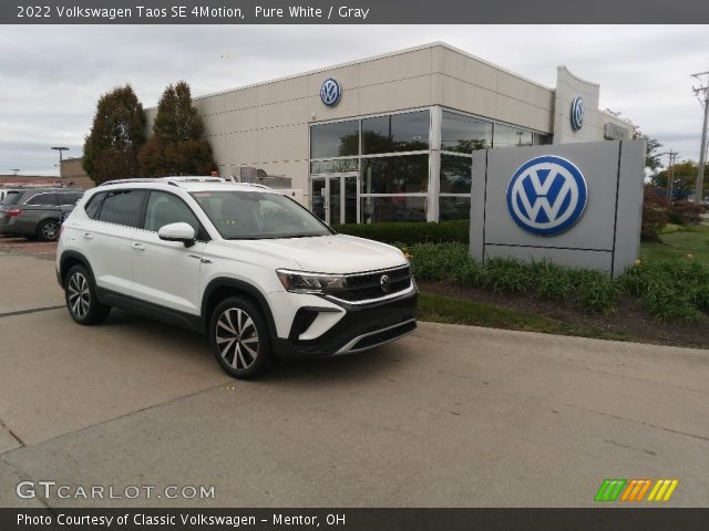 2022 Volkswagen Taos SE 4Motion in Pure White