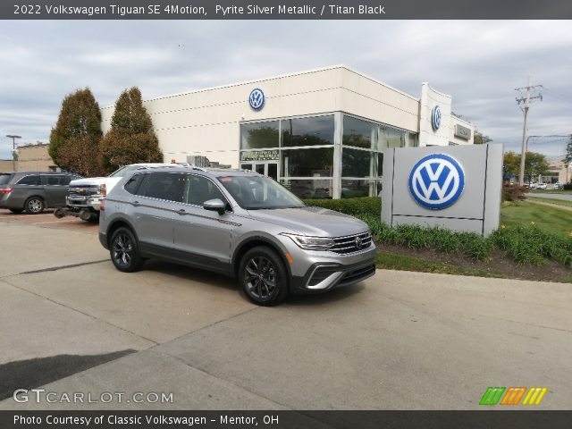2022 Volkswagen Tiguan SE 4Motion in Pyrite Silver Metallic