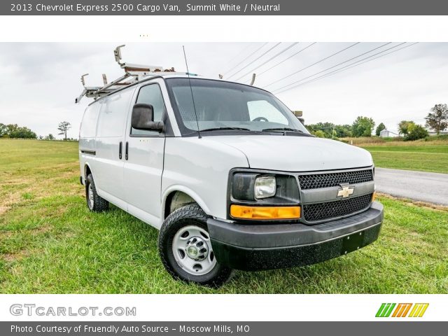 2013 Chevrolet Express 2500 Cargo Van in Summit White