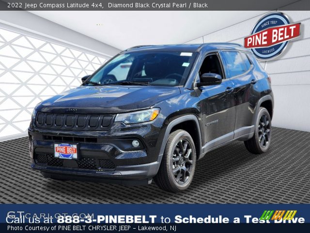 2022 Jeep Compass Latitude 4x4 in Diamond Black Crystal Pearl