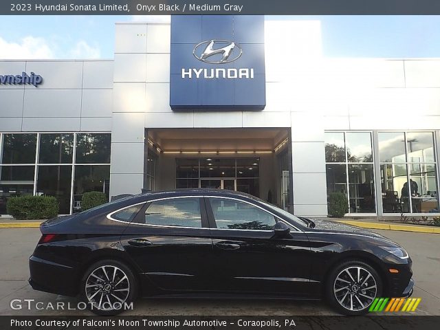 2023 Hyundai Sonata Limited in Onyx Black