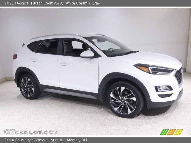 2021 Hyundai Tucson Sport AWD in White Cream