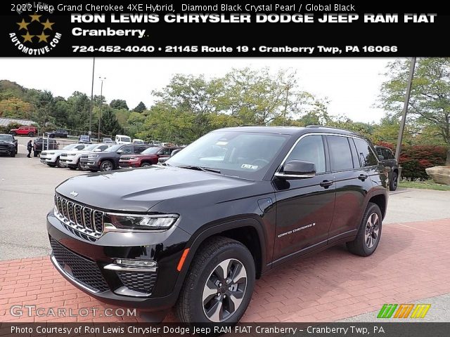 2022 Jeep Grand Cherokee 4XE Hybrid in Diamond Black Crystal Pearl