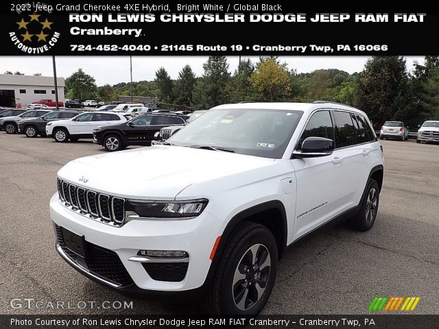 2022 Jeep Grand Cherokee 4XE Hybrid in Bright White