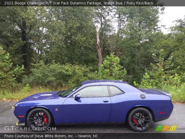2022 Dodge Challenger R/T Scat Pack Dynamics Package in Indigo Blue