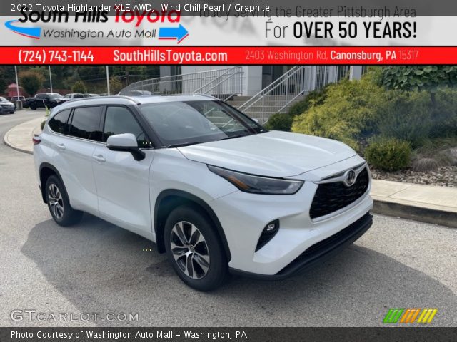 2022 Toyota Highlander XLE AWD in Wind Chill Pearl