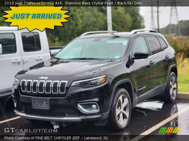 2019 Jeep Cherokee Limited 4x4 in Diamond Black Crystal Pearl