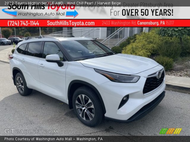 2022 Toyota Highlander XLE AWD in Wind Chill Pearl