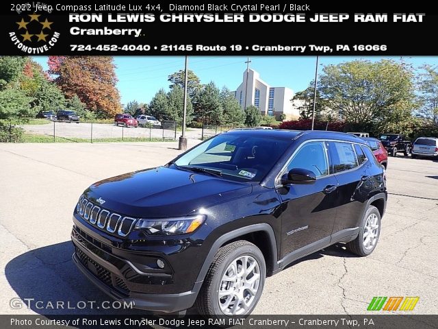 2022 Jeep Compass Latitude Lux 4x4 in Diamond Black Crystal Pearl
