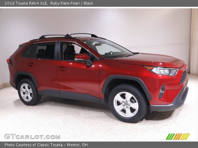 2019 Toyota RAV4 XLE in Ruby Flare Pearl
