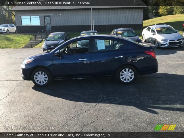 2019 Nissan Versa SV in Deep Blue Pearl