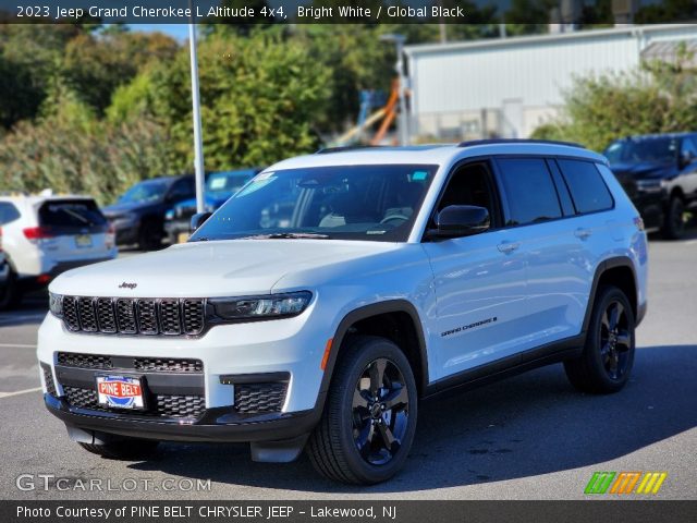 2023 Jeep Grand Cherokee L Altitude 4x4 in Bright White