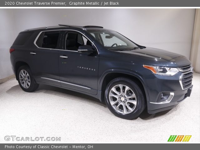 2020 Chevrolet Traverse Premier in Graphite Metallic
