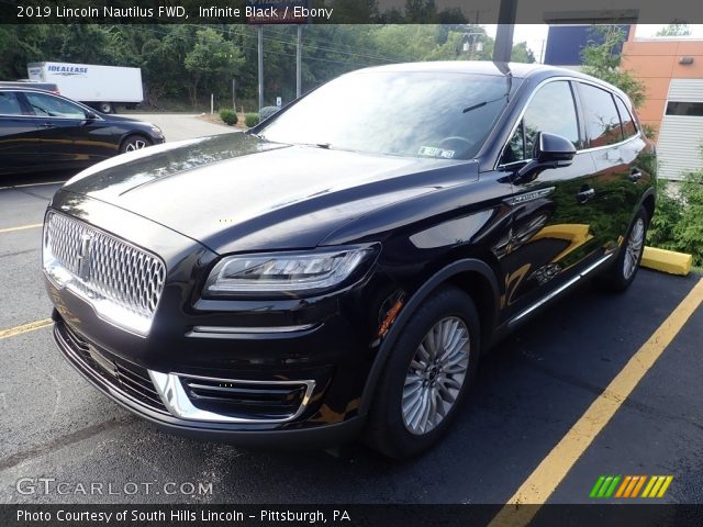 2019 Lincoln Nautilus FWD in Infinite Black