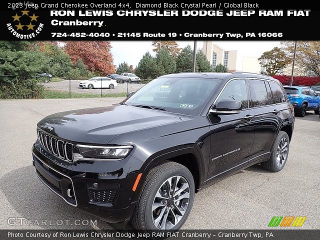 2023 Jeep Grand Cherokee Overland 4x4 in Diamond Black Crystal Pearl