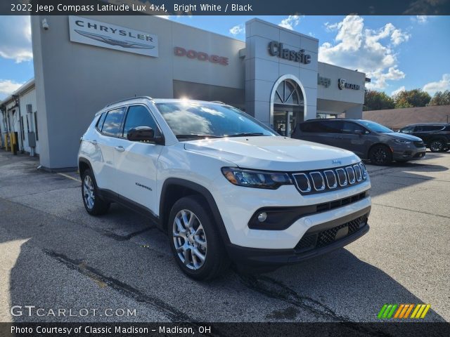 2022 Jeep Compass Latitude Lux 4x4 in Bright White