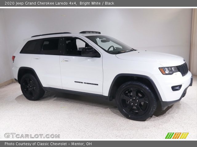 2020 Jeep Grand Cherokee Laredo 4x4 in Bright White