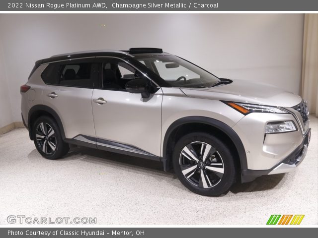 2022 Nissan Rogue Platinum AWD in Champagne Silver Metallic