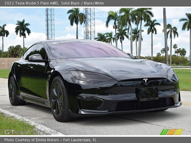 2021 Tesla Model S Plaid AWD in Solid Black