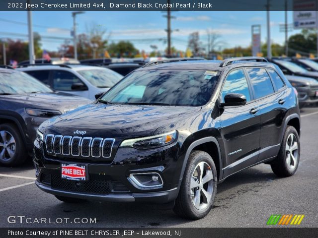 2022 Jeep Cherokee Limited 4x4 in Diamond Black Crystal Pearl