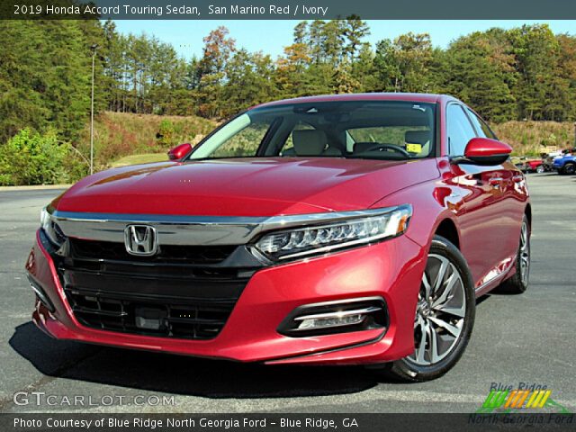 2019 Honda Accord Touring Sedan in San Marino Red