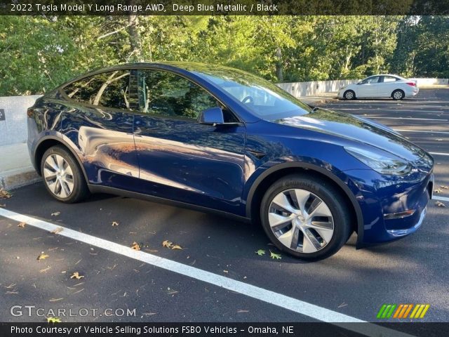 2022 Tesla Model Y Long Range AWD in Deep Blue Metallic