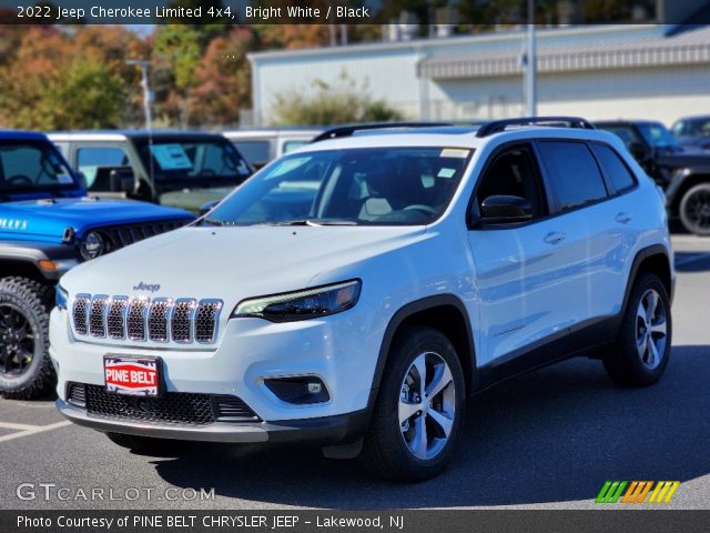 2022 Jeep Cherokee Limited 4x4 in Bright White