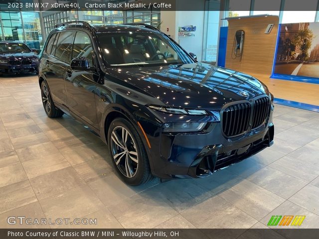 2023 BMW X7 xDrive40i in Carbon Black Metallic