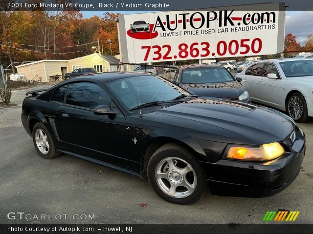 2003 Ford Mustang V6 Coupe in Black