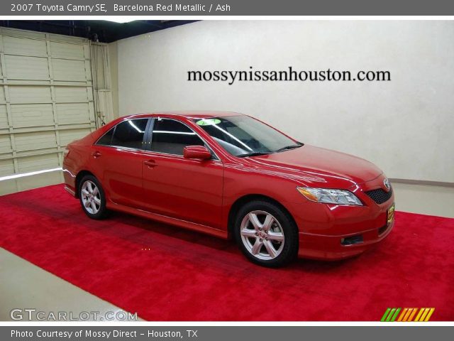 2007 Toyota Camry SE in Barcelona Red Metallic