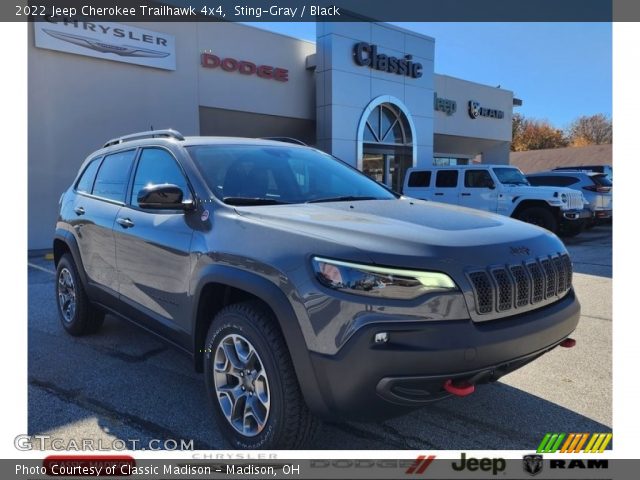 2022 Jeep Cherokee Trailhawk 4x4 in Sting-Gray