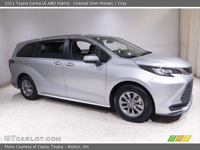 2021 Toyota Sienna LE AWD Hybrid in Celestial Silver Metallic