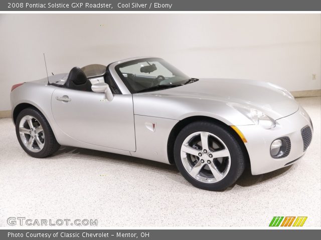 2008 Pontiac Solstice GXP Roadster in Cool Silver