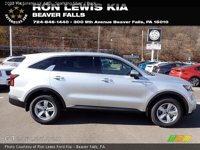 2022 Kia Sorento LX AWD in Sparkling Silver
