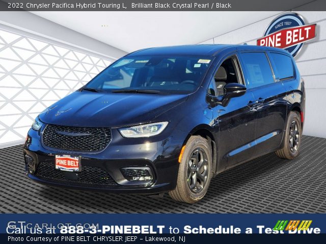 2022 Chrysler Pacifica Hybrid Touring L in Brilliant Black Crystal Pearl