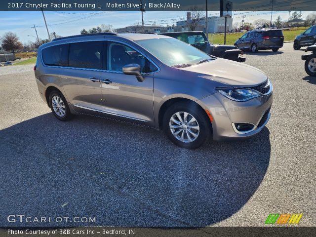 2017 Chrysler Pacifica Touring L in Molten Silver
