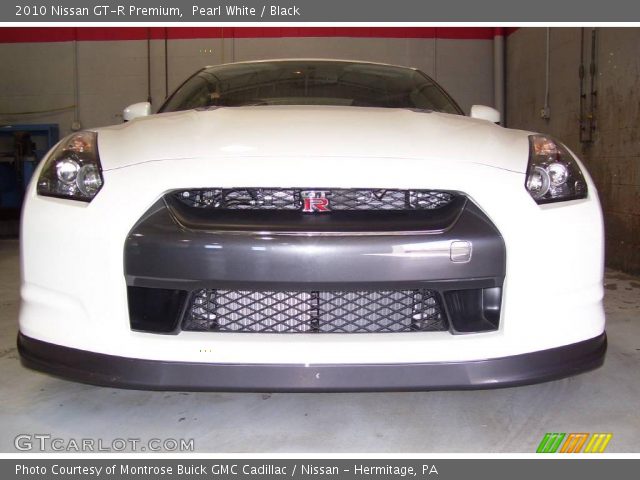 2010 Nissan GT-R Premium in Pearl White