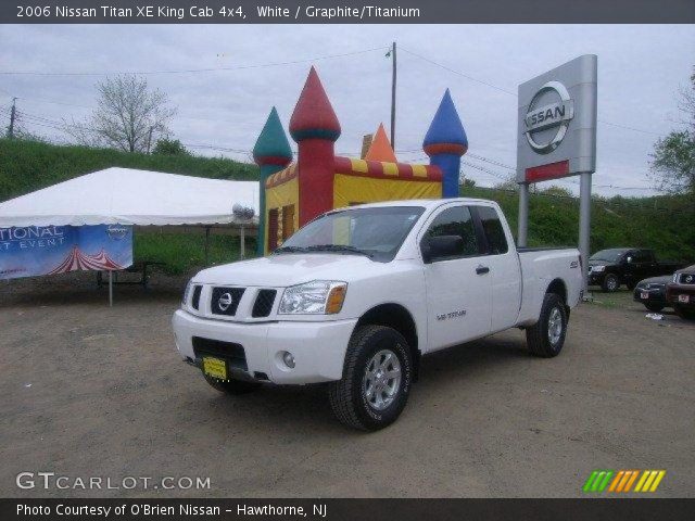 2006 Nissan Titan XE King Cab 4x4 in White