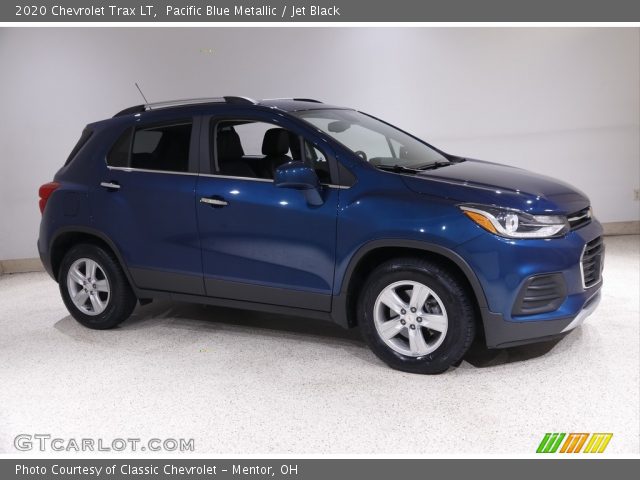 2020 Chevrolet Trax LT in Pacific Blue Metallic